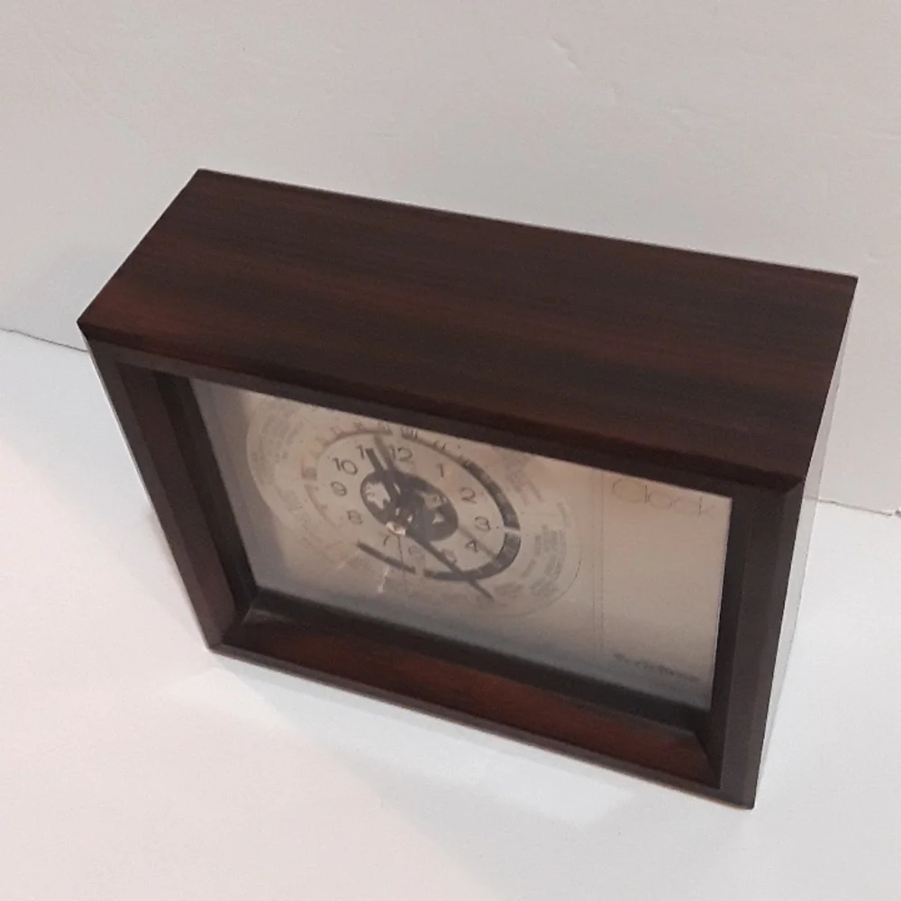 c RARE VINTAGE VERICHRON WORLD TIME WOODEN GLASS MANTEL SHELF CLOCK JAPAN